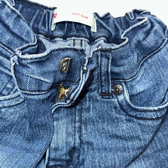 Levi’s toddlers denim shorts size 2T - Picture 6 of 7